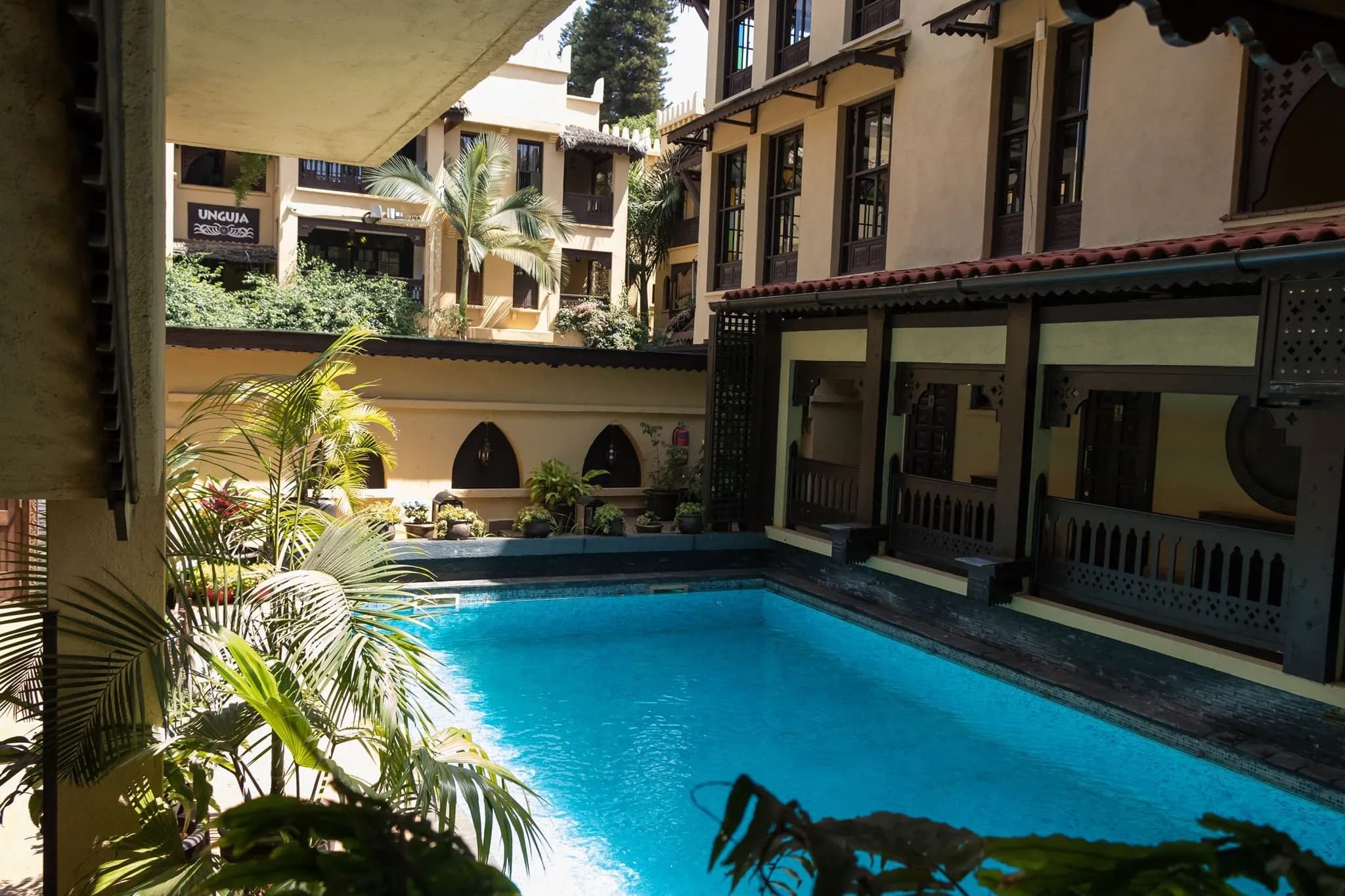 Elegant hotel with pool in Kenya